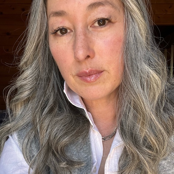 Meet your Posher, Tiffany - Picture 1 of 1